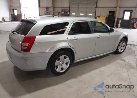 2008 Dodge Magnum z USA, uszkodzony, nr VIN 2D4FV47T08H177838